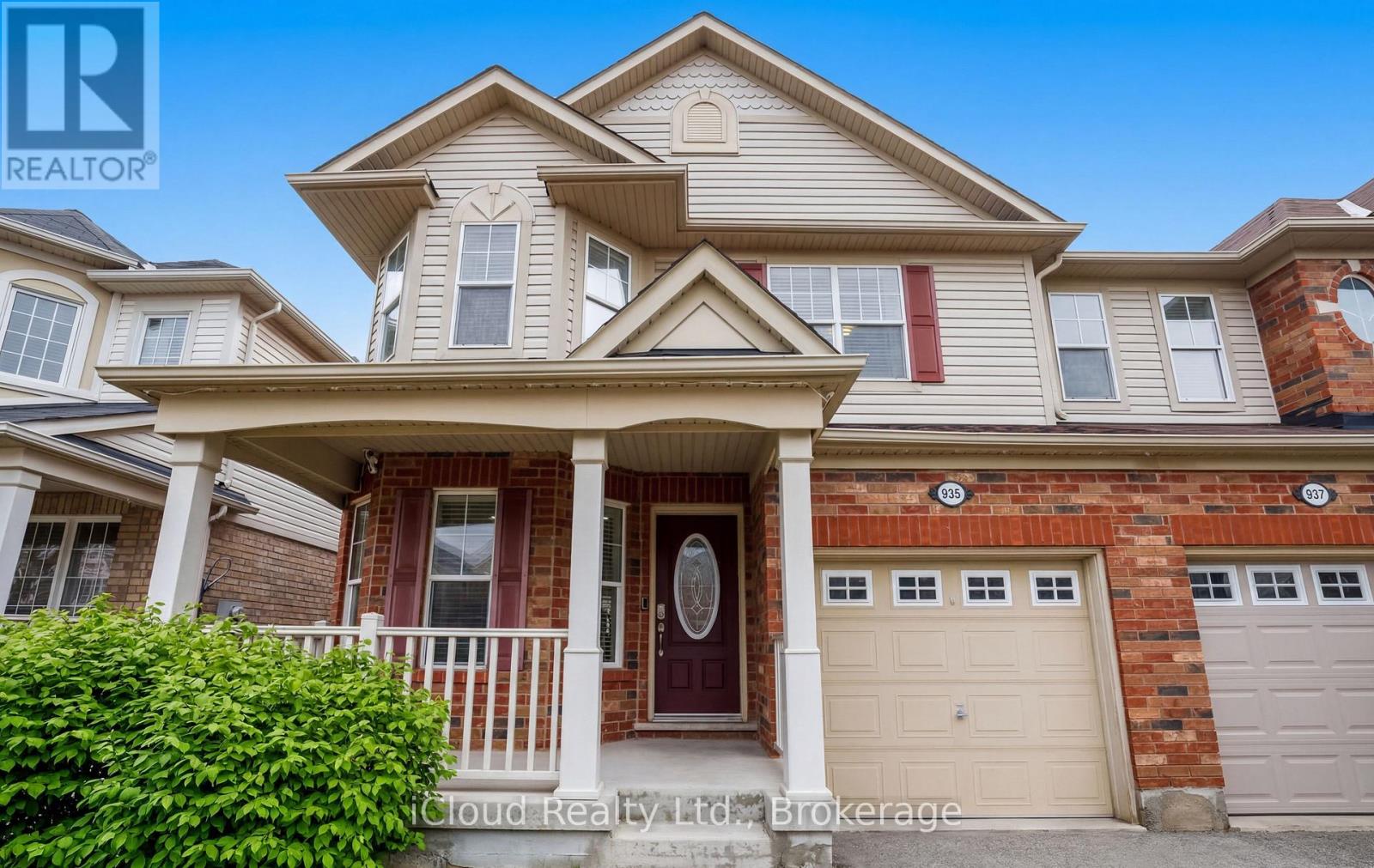 935 VICKERMAN WAY, Milton, Ontario