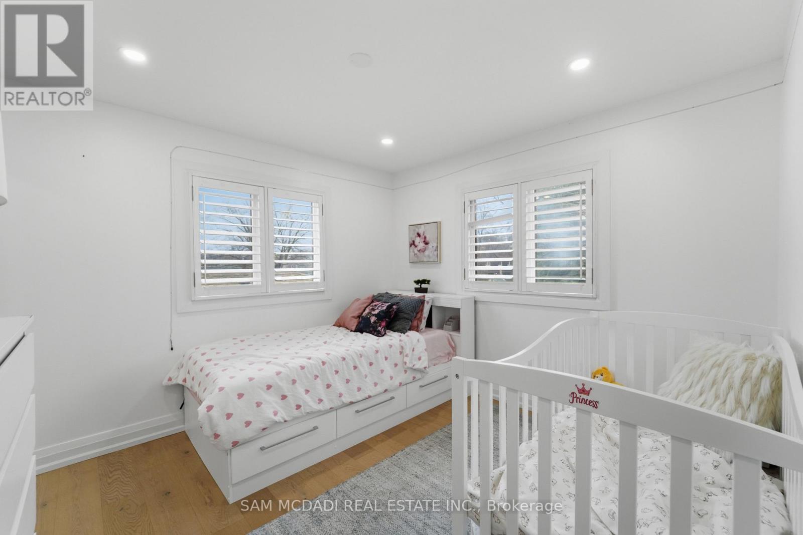 2290 Devon Road, Oakville, Ontario  L6J 5R4 - Photo 18 - W12916140