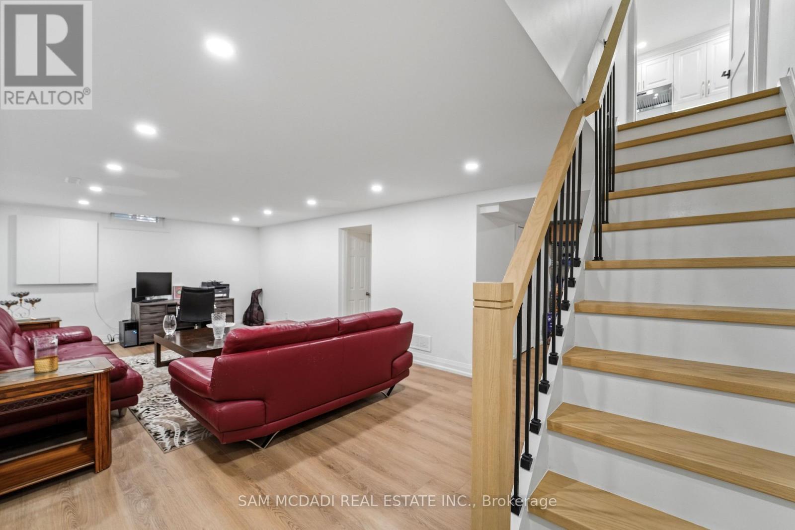 2290 Devon Road, Oakville, Ontario  L6J 5R4 - Photo 23 - W12916140