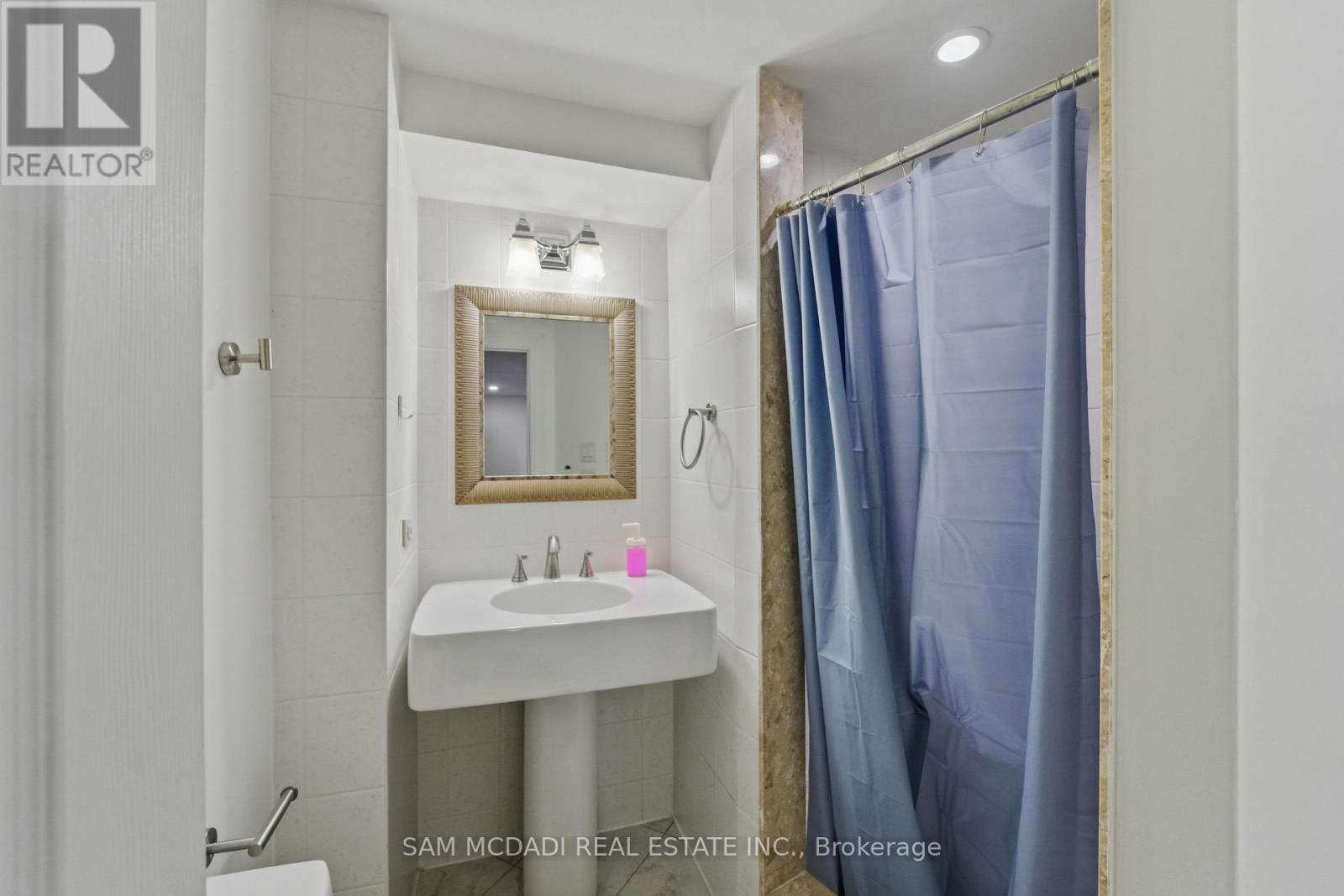 2290 Devon Road, Oakville, Ontario  L6J 5R4 - Photo 26 - W12916140