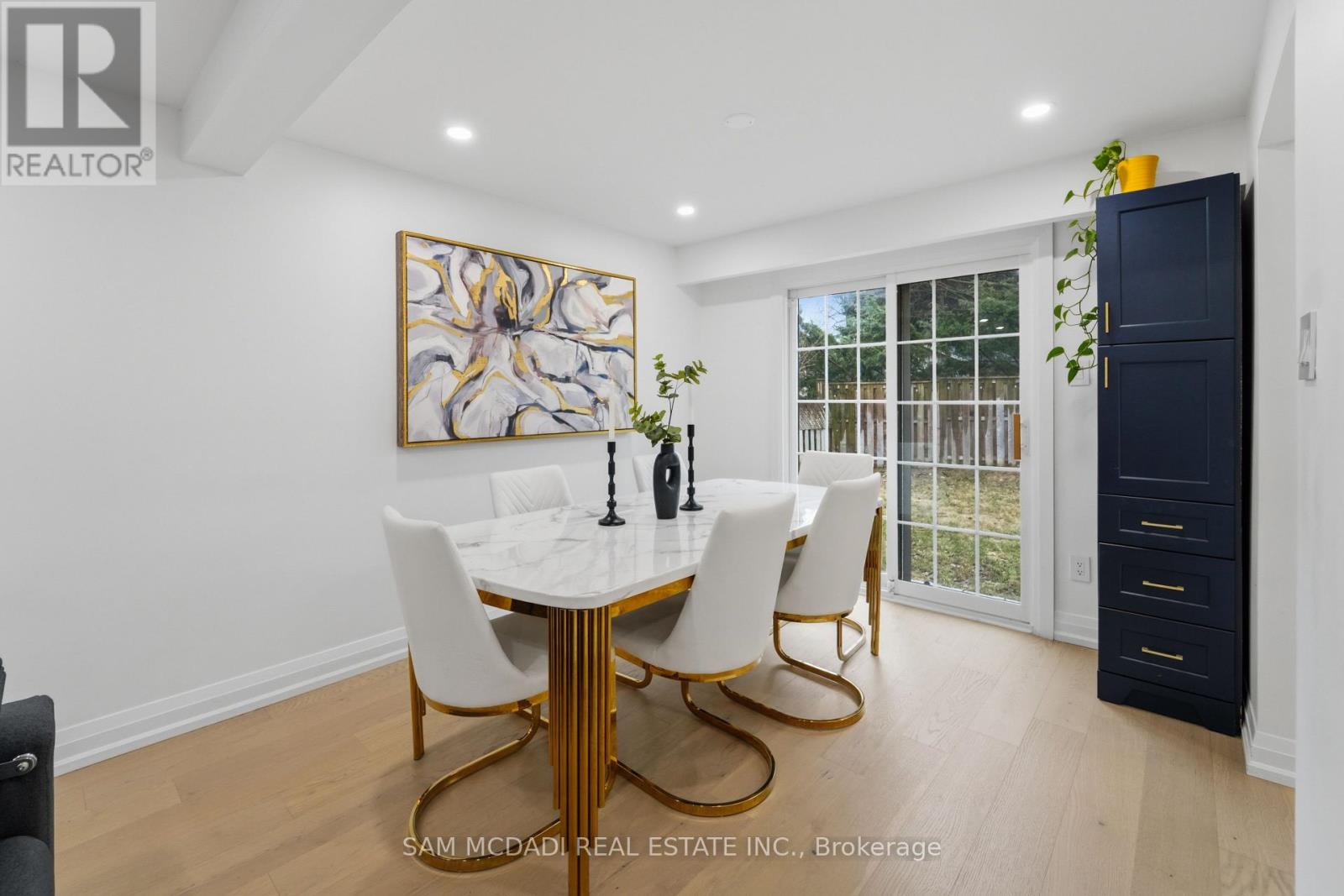 2290 Devon Road, Oakville, Ontario  L6J 5R4 - Photo 7 - W12916140