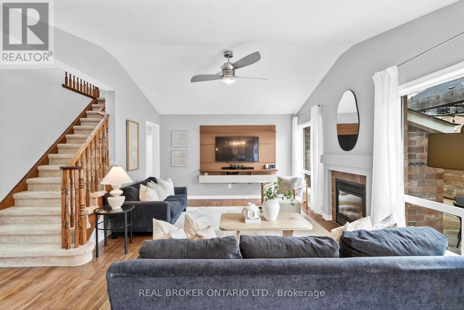 1537 Morse Place, Milton, Ontario  L9T 5V5 - Photo 11 - W12916142