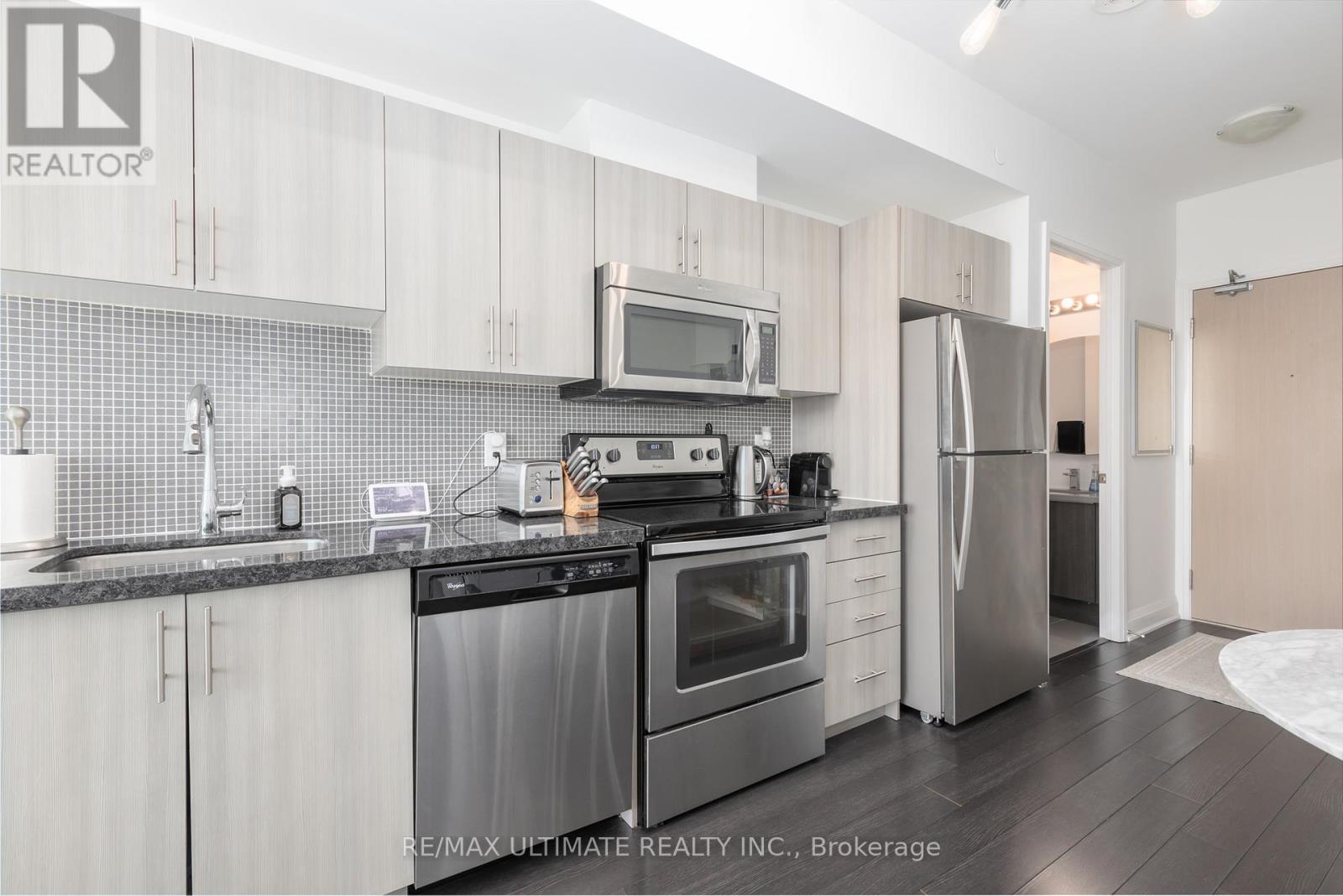 511 - 16 Mcadam Avenue, Toronto (Yorkdale-Glen Park), Ontario  M6A 1S5 - Photo 11 - W12916162