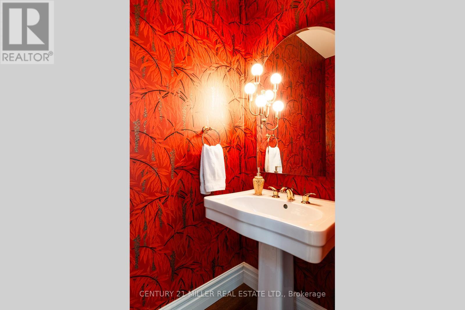 23 Chisholm Street, Oakville, Ontario  L6K 3W2 - Photo 17 - W12916206