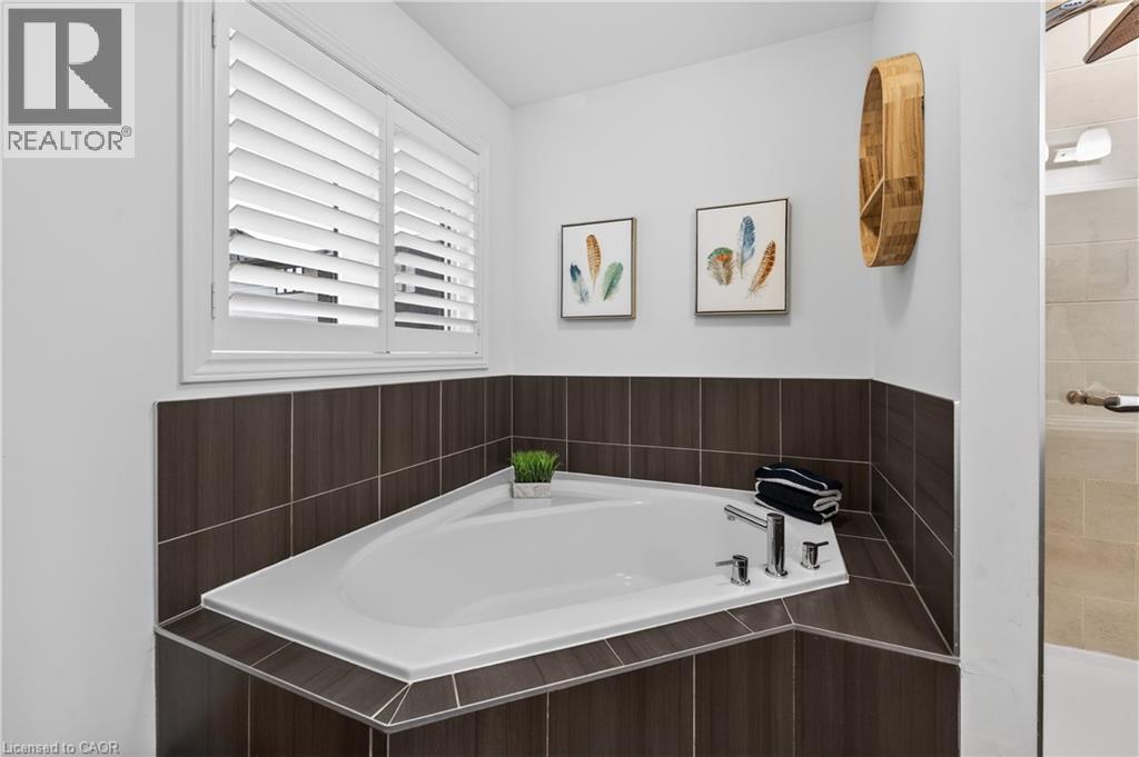 4054 Thomas Street, Beamsville, Ontario  L3J 0S5 - Photo 19 - 40809855