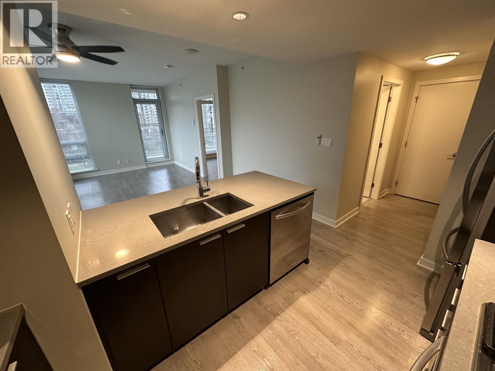 702 2975 Atlantic Avenue, Coquitlam, British Columbia  V3B 0C6 - Photo 4 - R3102657