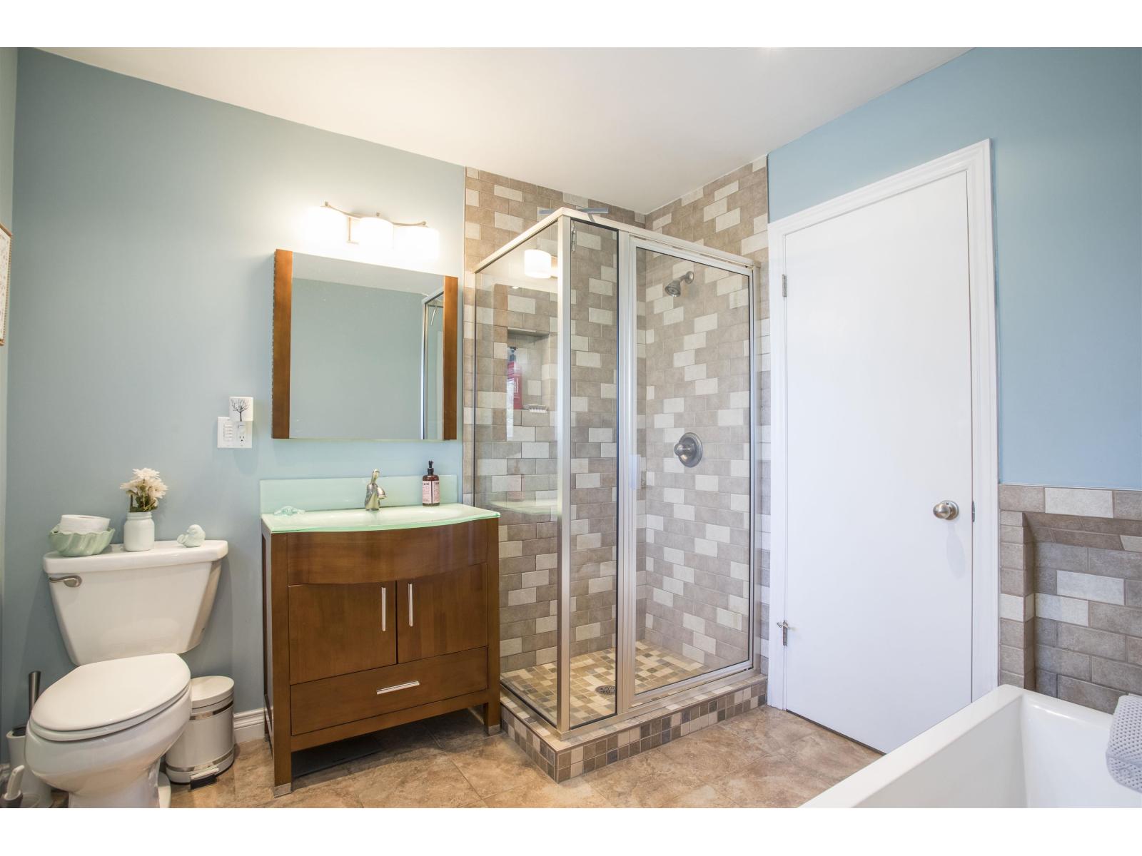 13852 Coldicutt Avenue, White Rock, British Columbia  V4B 3A9 - Photo 17 - R3102255