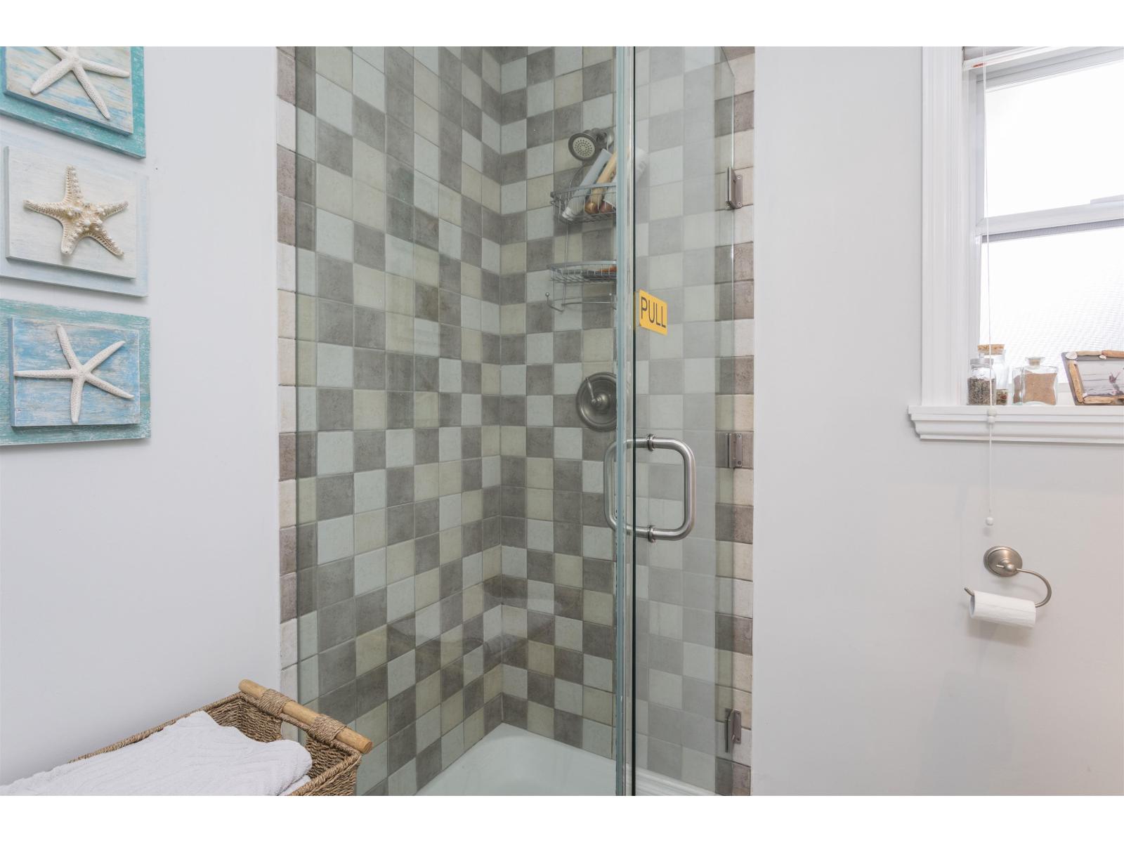 13852 Coldicutt Avenue, White Rock, British Columbia  V4B 3A9 - Photo 27 - R3102255