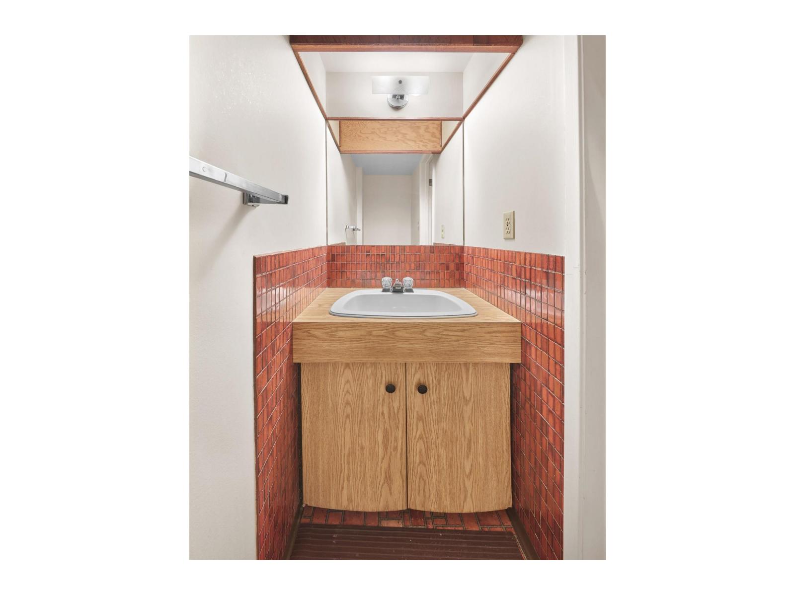 21 Lakewood Vg Nw, Edmonton, Alberta  T6K 2B3 - Photo 10 - E4478840