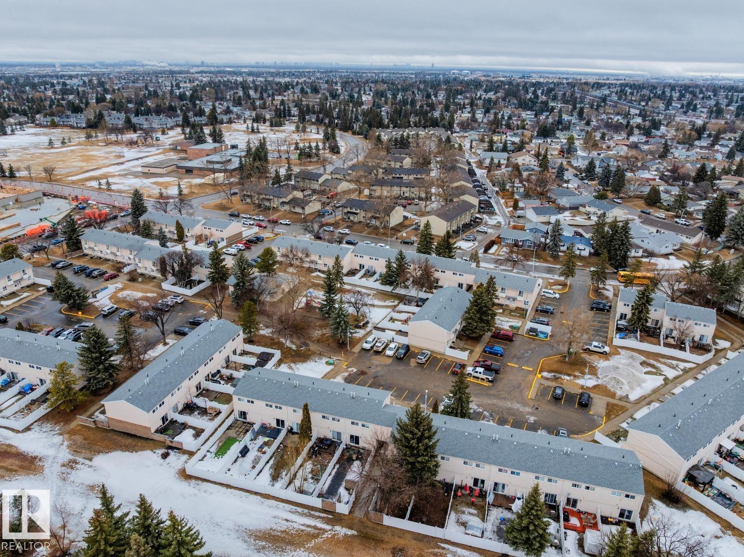 21 Lakewood Vg Nw, Edmonton, Alberta  T6K 2B3 - Photo 36 - E4478840