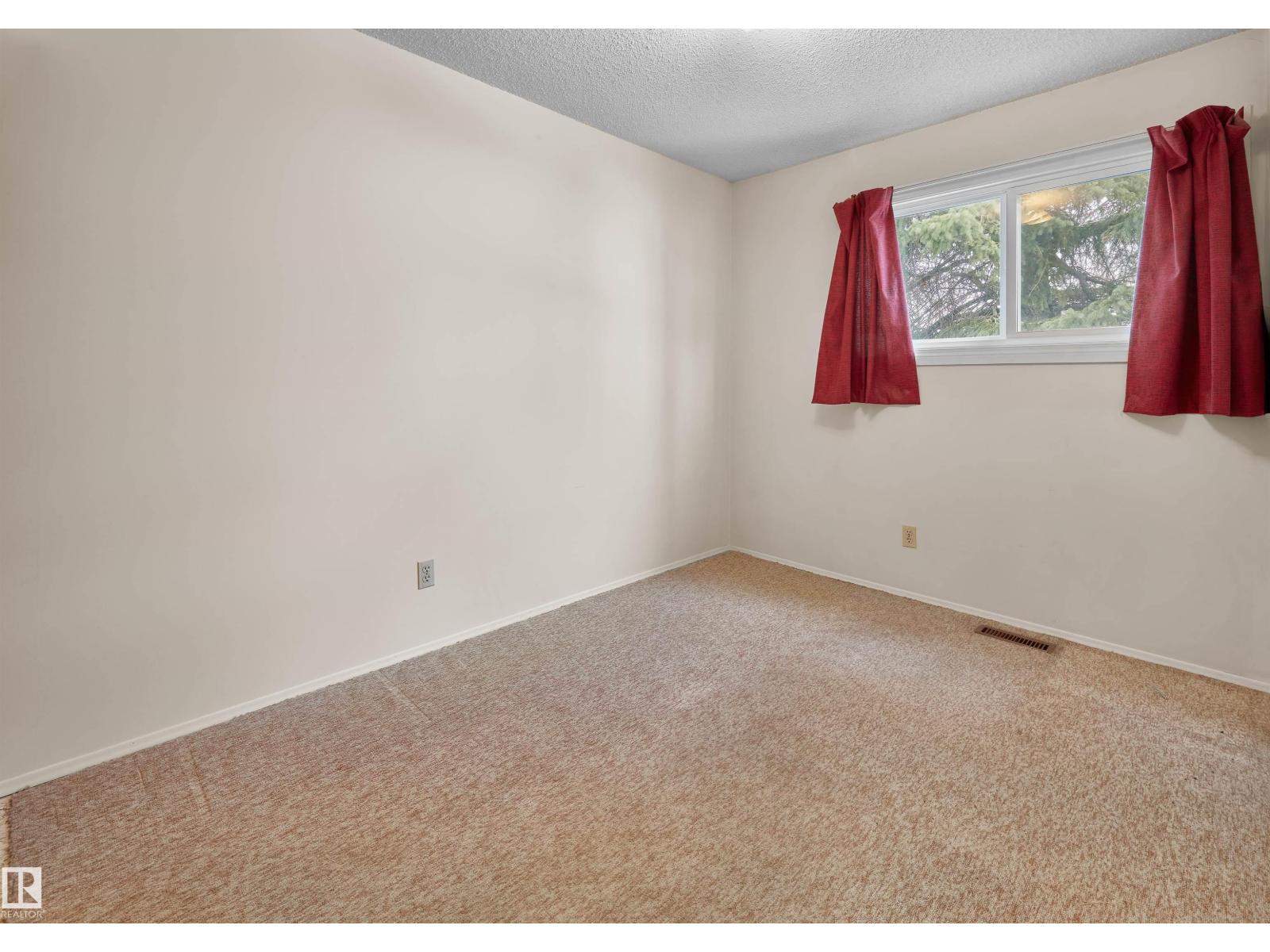 21 Lakewood Vg Nw, Edmonton, Alberta  T6K 2B3 - Photo 15 - E4478840