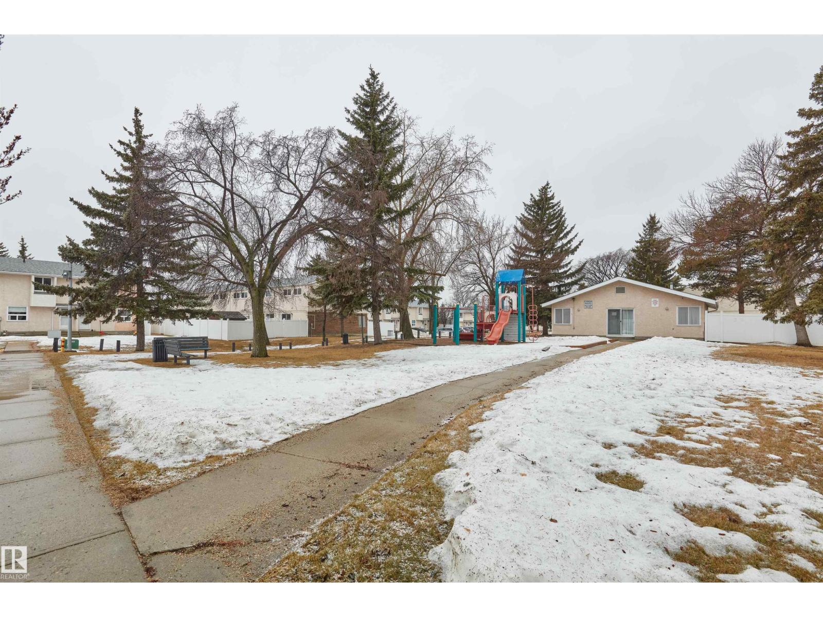 21 Lakewood Vg Nw, Edmonton, Alberta  T6K 2B3 - Photo 24 - E4478840