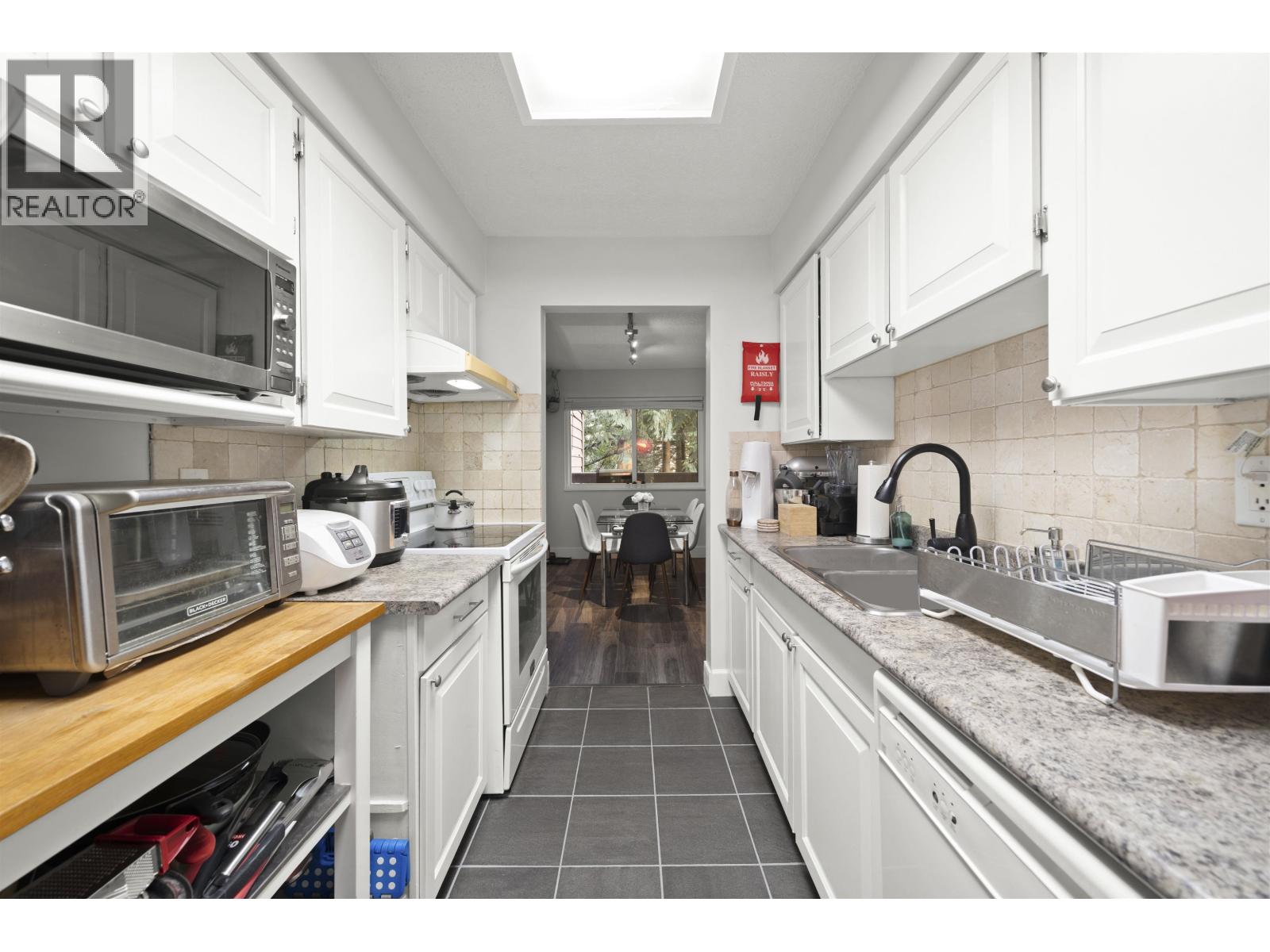 216 Cambridge Way, Port Moody, British Columbia  V3H 3W7 - Photo 15 - R3092950