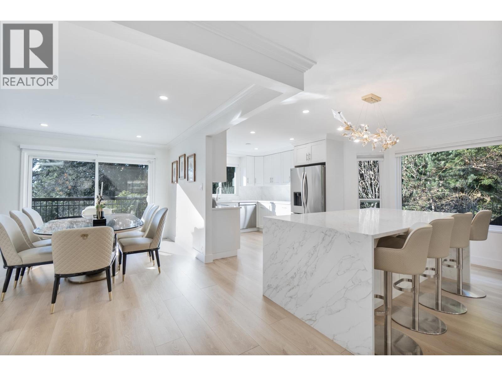 284 Montroyal Boulevard, North Vancouver, British Columbia  V7N 4E5 - Photo 16 - R3091175