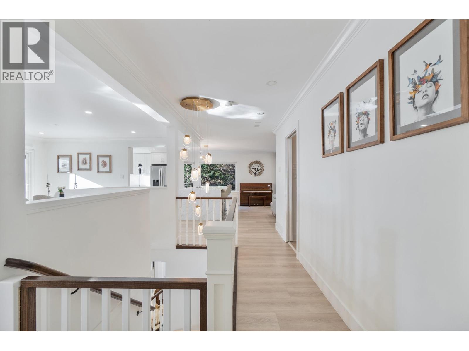 284 Montroyal Boulevard, North Vancouver, British Columbia  V7N 4E5 - Photo 14 - R3091175