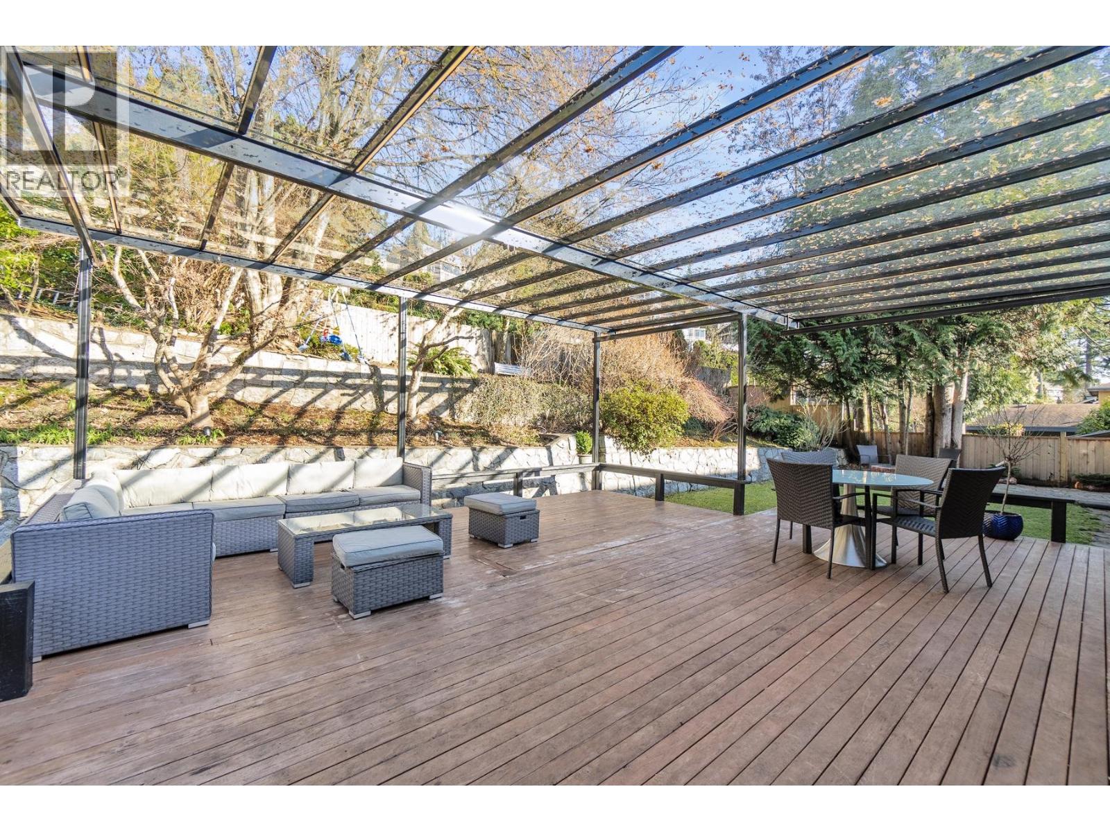 284 Montroyal Boulevard, North Vancouver, British Columbia  V7N 4E5 - Photo 6 - R3091175