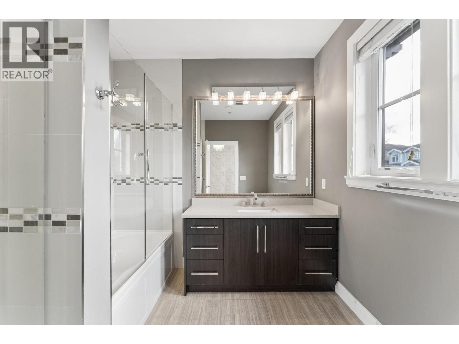 3233 Grant Street, Vancouver, British Columbia  V5K 3J1 - Photo 22 - R3102908