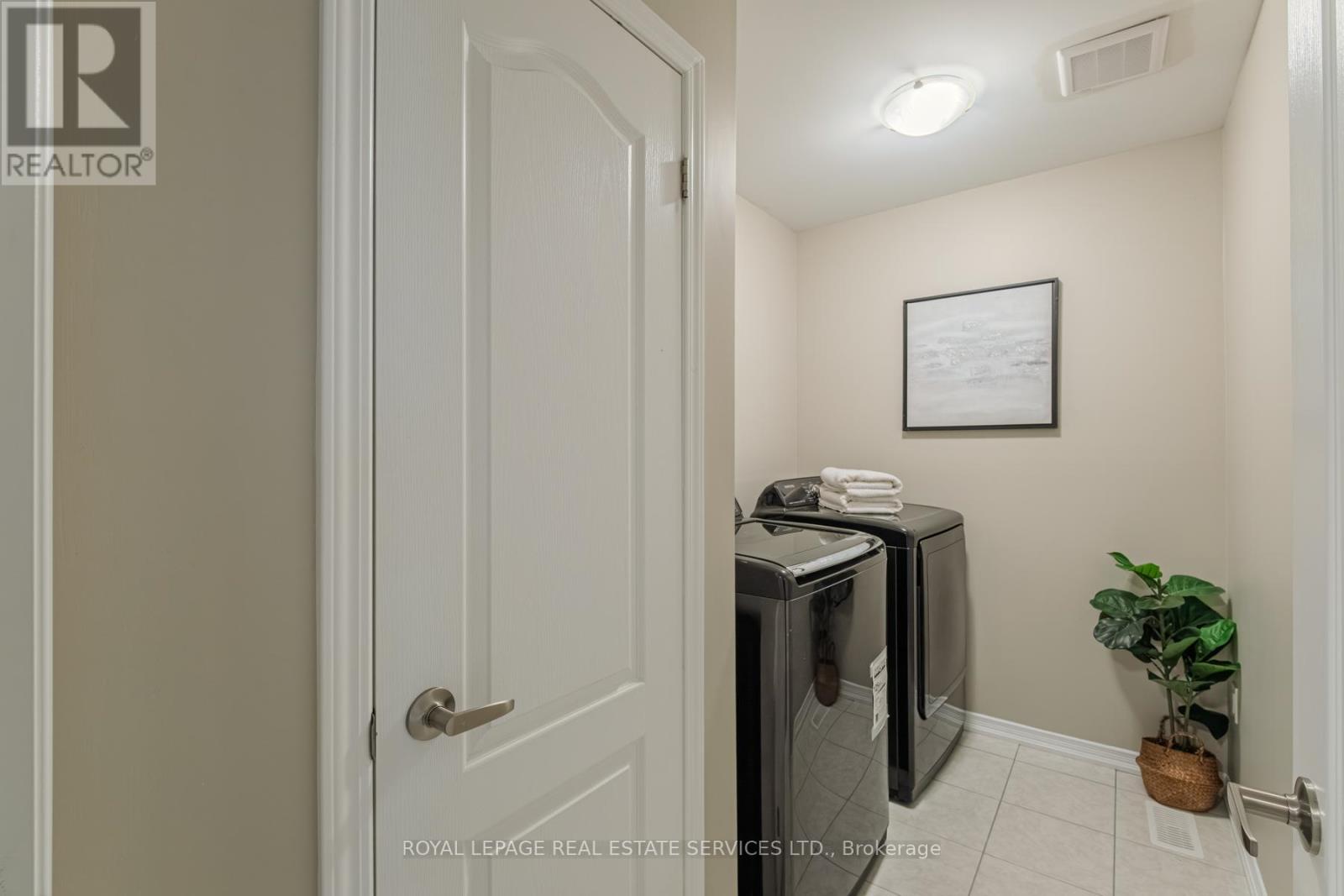 76 Cooke Avenue, Brantford, Ontario  N3T 0S1 - Photo 35 - X12916110