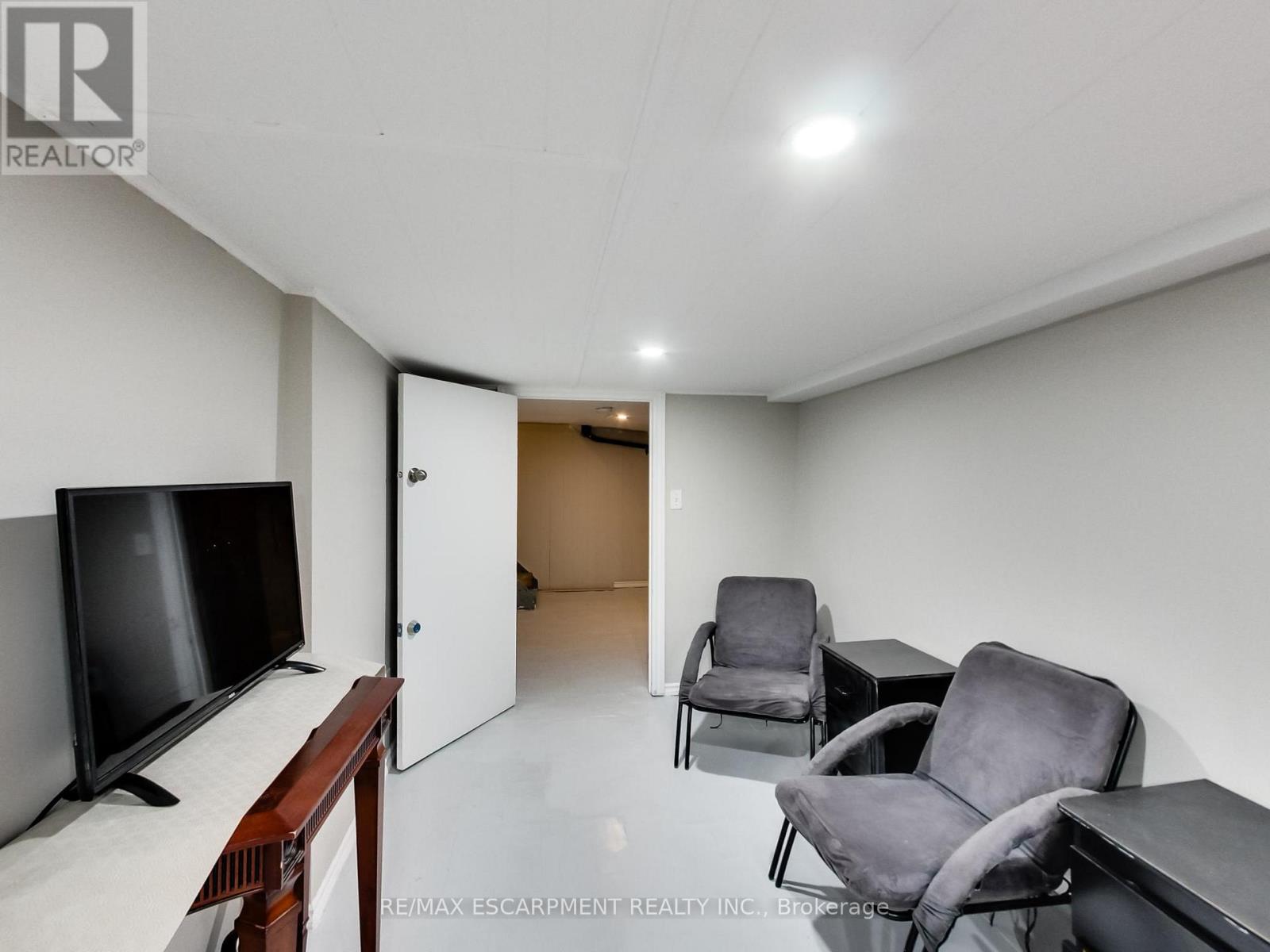 44 Francis Street, Hamilton (Industrial Sector), Ontario  L8L 3V3 - Photo 20 - X12916160