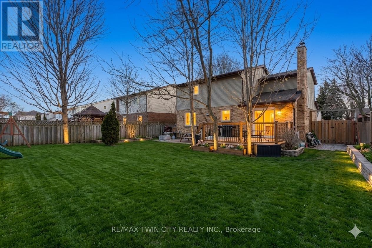 41 Delavan Drive, Cambridge, Ontario  N1S 4R4 - Photo 2 - X12838940