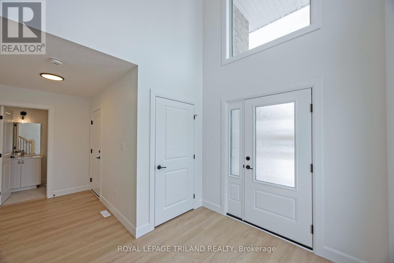 Photo 10 of 48 for 116 Aspen Parkway