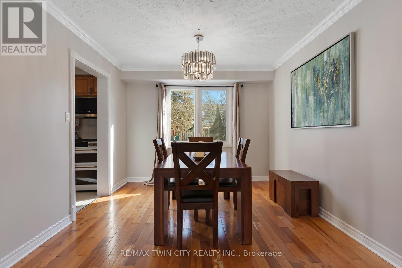 41 Delavan Drive, Cambridge, Ontario  N1S 4R4 - Photo 6 - X12838940