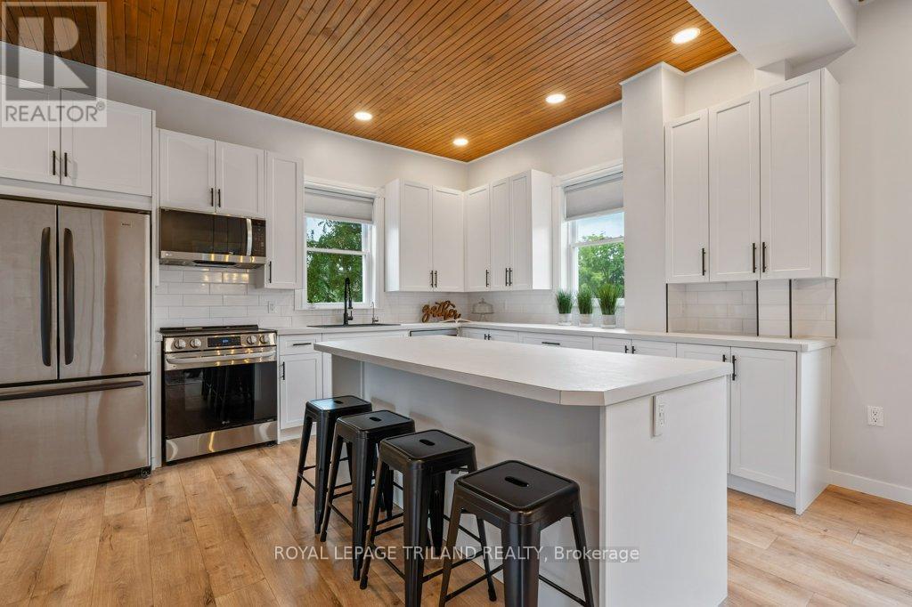 191 Catherine Street, North Middlesex, Ontario  N0M 2K0 - Photo 16 - X12788324