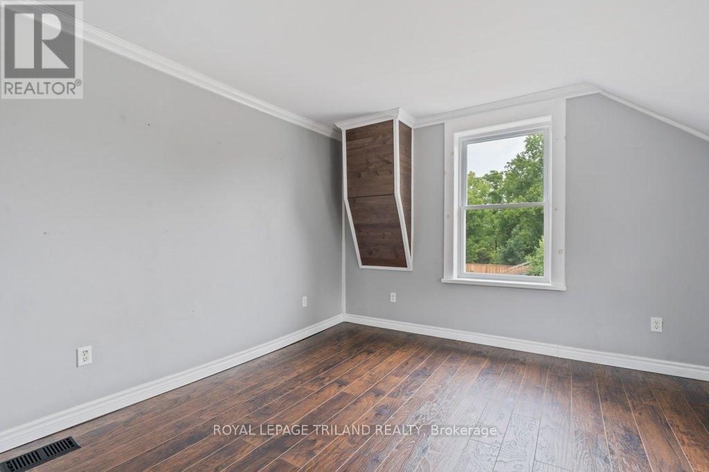 191 Catherine Street, North Middlesex, Ontario  N0M 2K0 - Photo 34 - X12788324