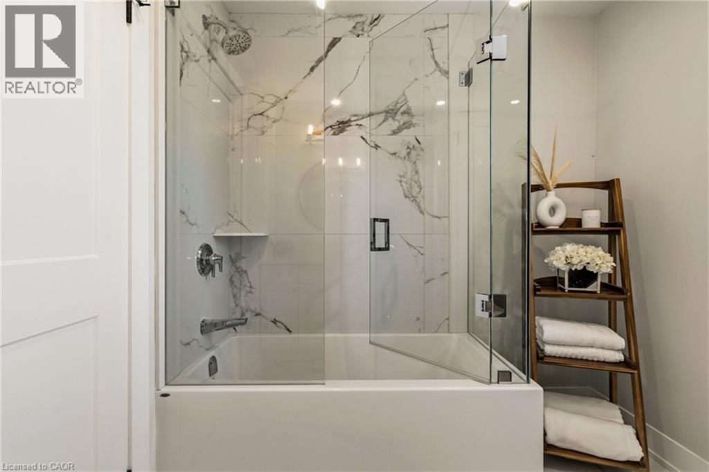 204 Falling Brook Drive, Ancaster, Ontario  L9G 1E6 - Photo 39 - 40814667