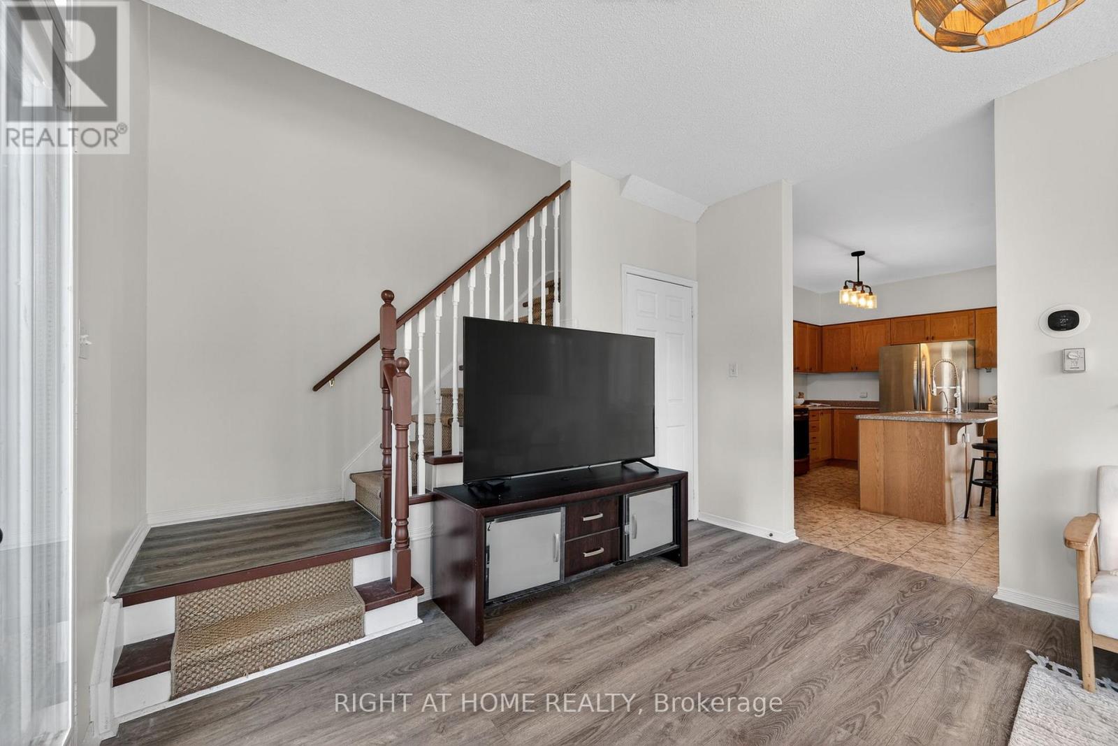 12 - 1070 Glenbourne Drive, Oshawa, Ontario  L1K 0L1 - Photo 19 - E12916276