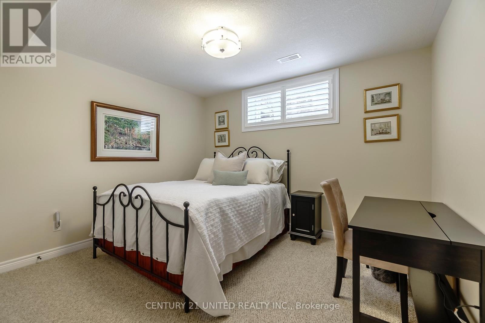 122 - 301 Carnegie Avenue, Peterborough, Ontario  K9L 0E9 - Photo 22 - X12916388