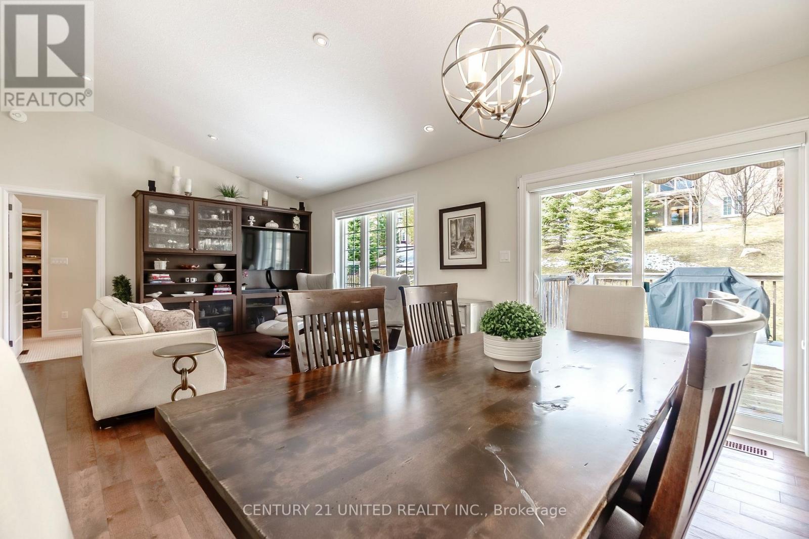 122 - 301 Carnegie Avenue, Peterborough, Ontario  K9L 0E9 - Photo 9 - X12916388