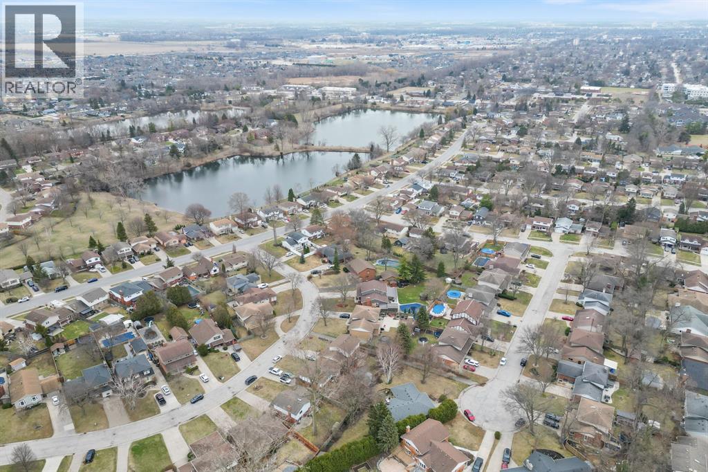 912 Varsity Crescent, Sarnia, Ontario  N7S 4W2 - Photo 46 - 26006119