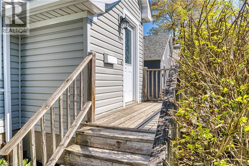 487 York Avenue N, Listowel, Ontario  N4W 2X6 - Photo 4 - 40789745