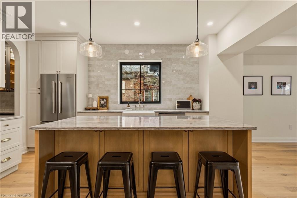 30 Matilda Street N, Dundas, Ontario  L9H 2Z1 - Photo 8 - 40813719