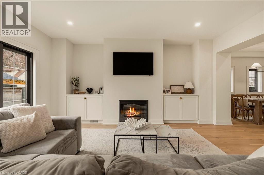 30 Matilda Street N, Dundas, Ontario  L9H 2Z1 - Photo 20 - 40813719