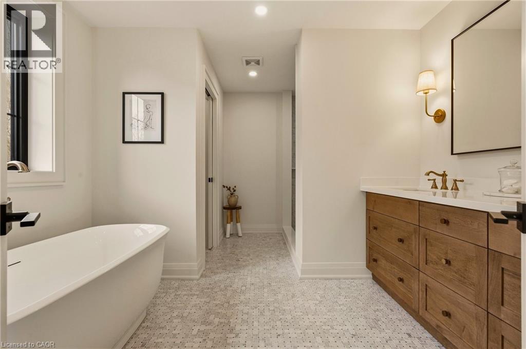 30 Matilda Street N, Dundas, Ontario  L9H 2Z1 - Photo 28 - 40813719