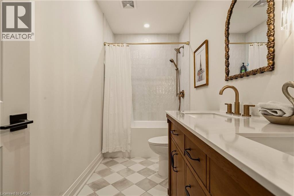 30 Matilda Street N, Dundas, Ontario  L9H 2Z1 - Photo 34 - 40813719