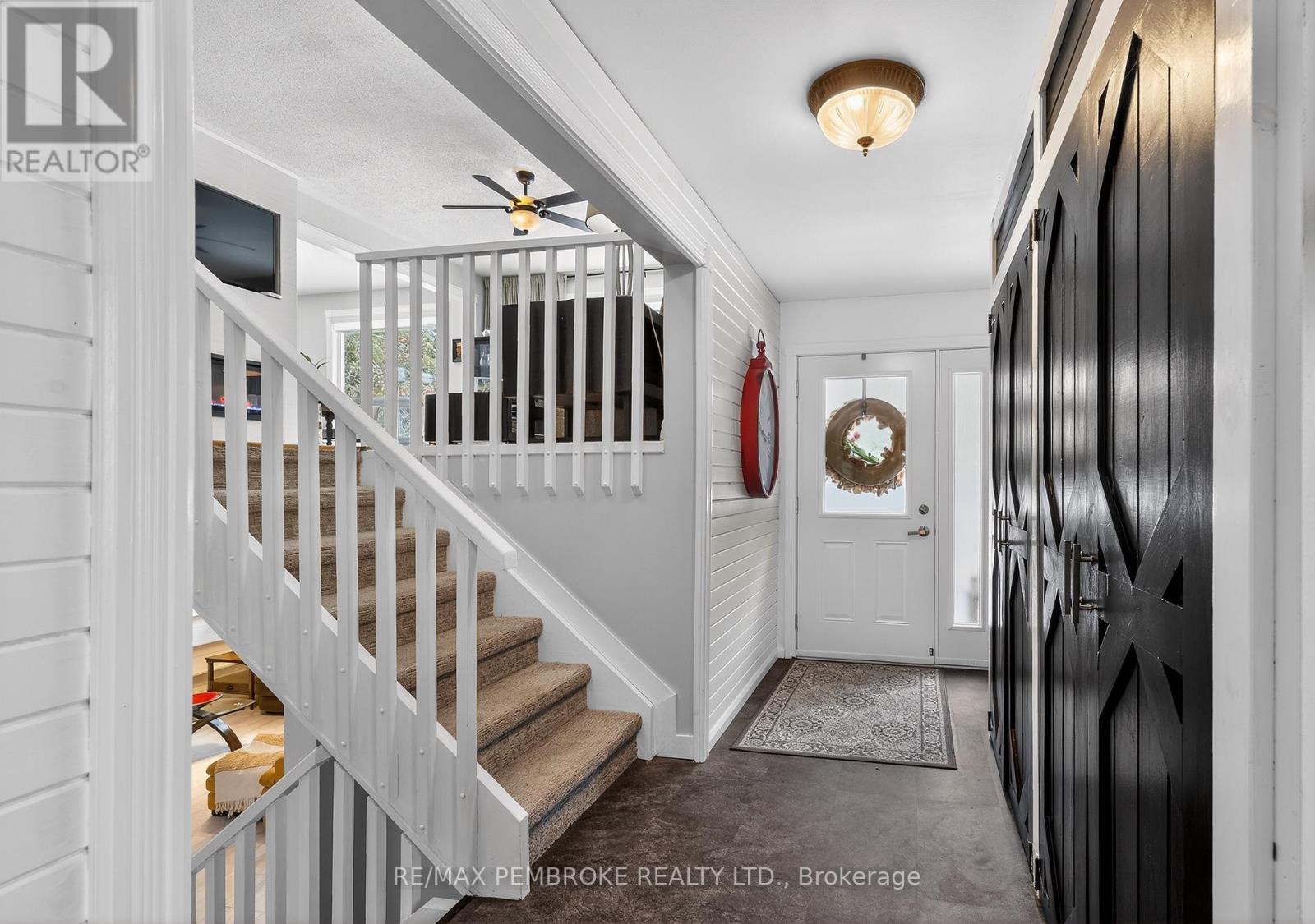 666 Doran Road, Petawawa, Ontario  K8A 6W7 - Photo 30 - X12916334