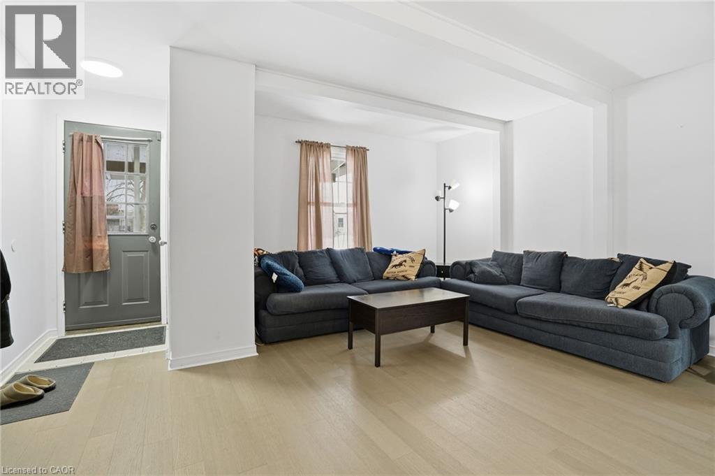 4 Hilda Street, St. Catharines, Ontario  L2S 1Z8 - Photo 9 - 40814663