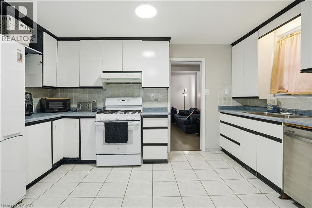 4 Hilda Street, St. Catharines, Ontario  L2S 1Z8 - Photo 10 - 40814663