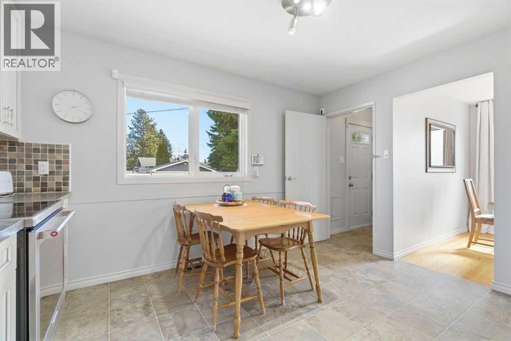 9852 Athens Road Se, Calgary, Alberta  T2J 1B9 - Photo 16 - A2295694