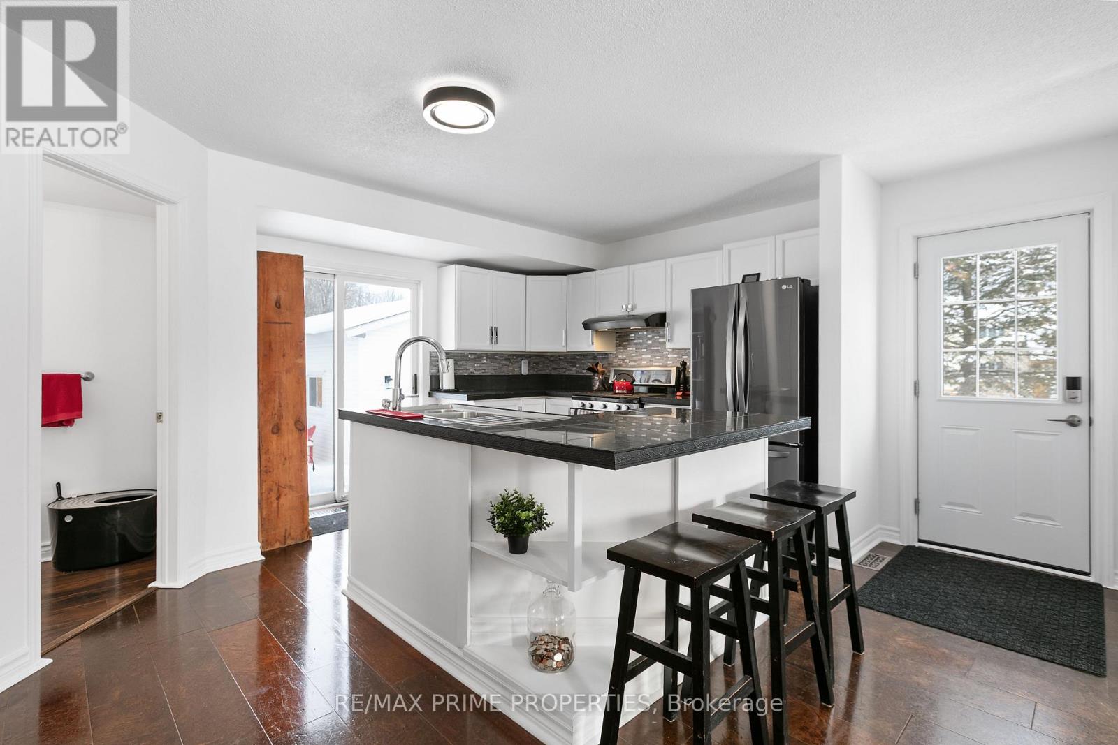 13475 Crump Road, North Dundas, Ontario  K0C 1H0 - Photo 13 - X12916240