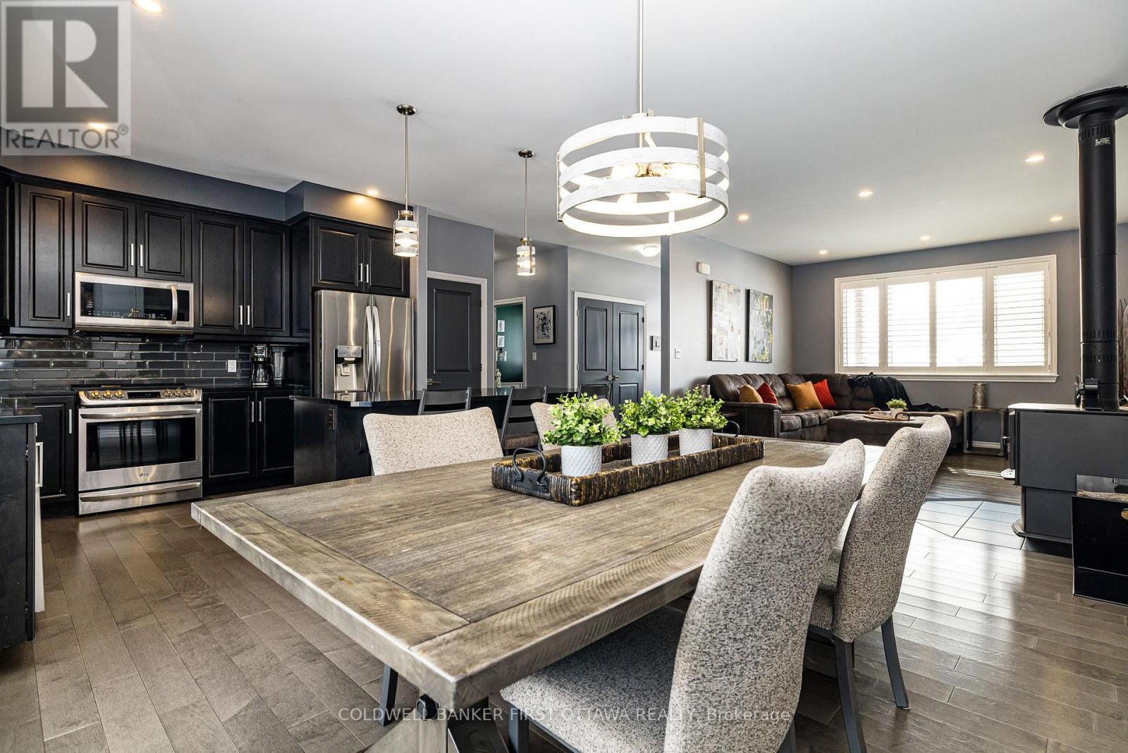 120 Stirling Crescent, North Grenville, Ontario  K0G 1J0 - Photo 19 - X12916266