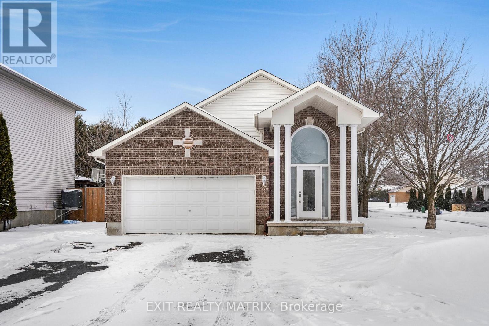 403 CENTENAIRE STREET, Russell, Ontario