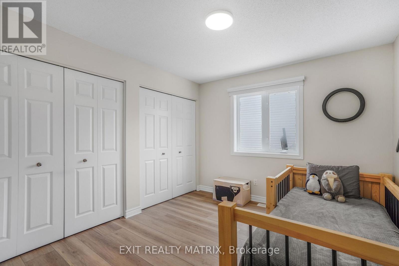 403 Centenaire Street, Russell, Ontario  K0A 1W0 - Photo 16 - X12916304