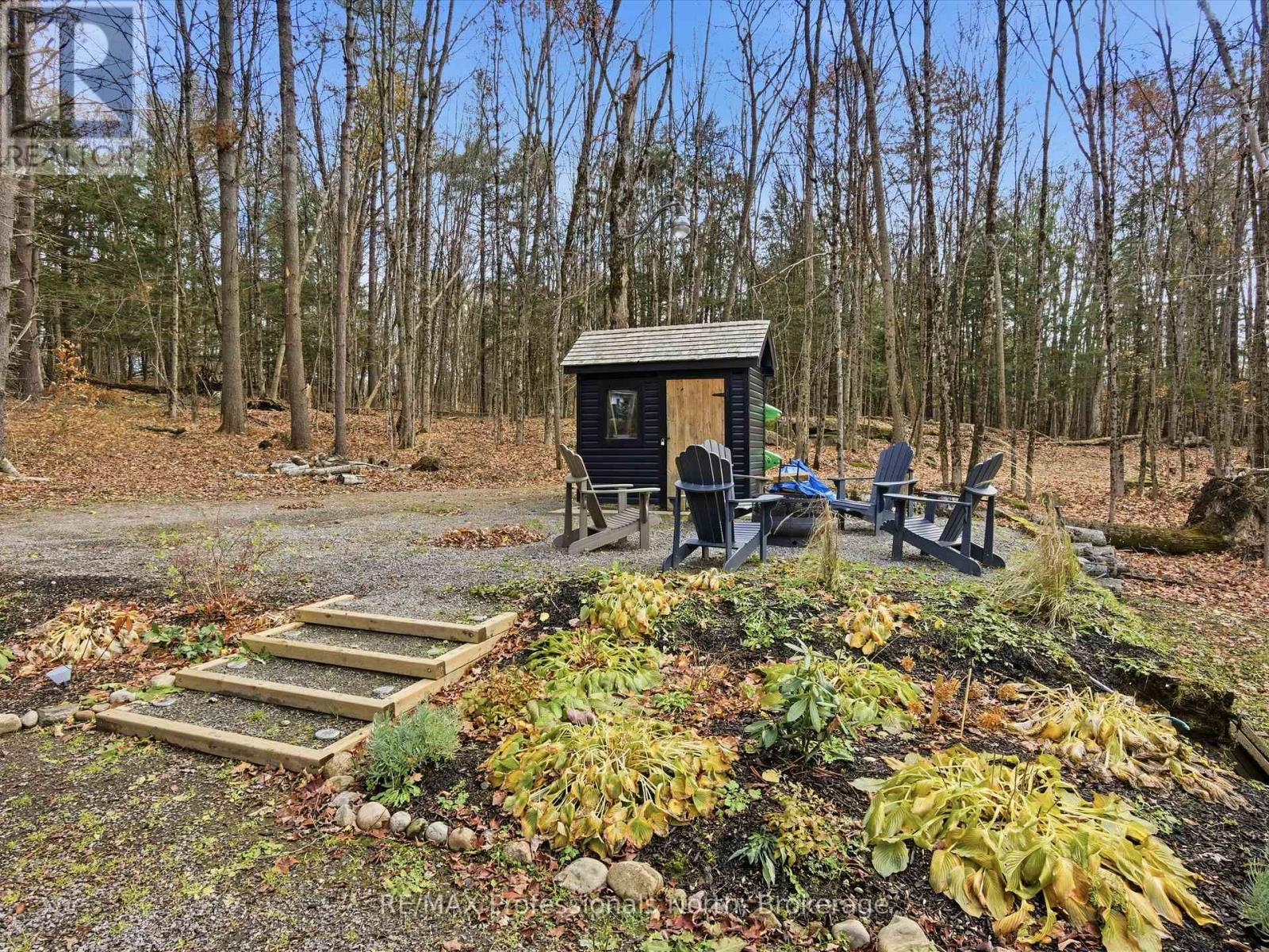 1037 Strawberry Bay Road, Bracebridge, Ontario  P1L 1X2 - Photo 12 - X12912372