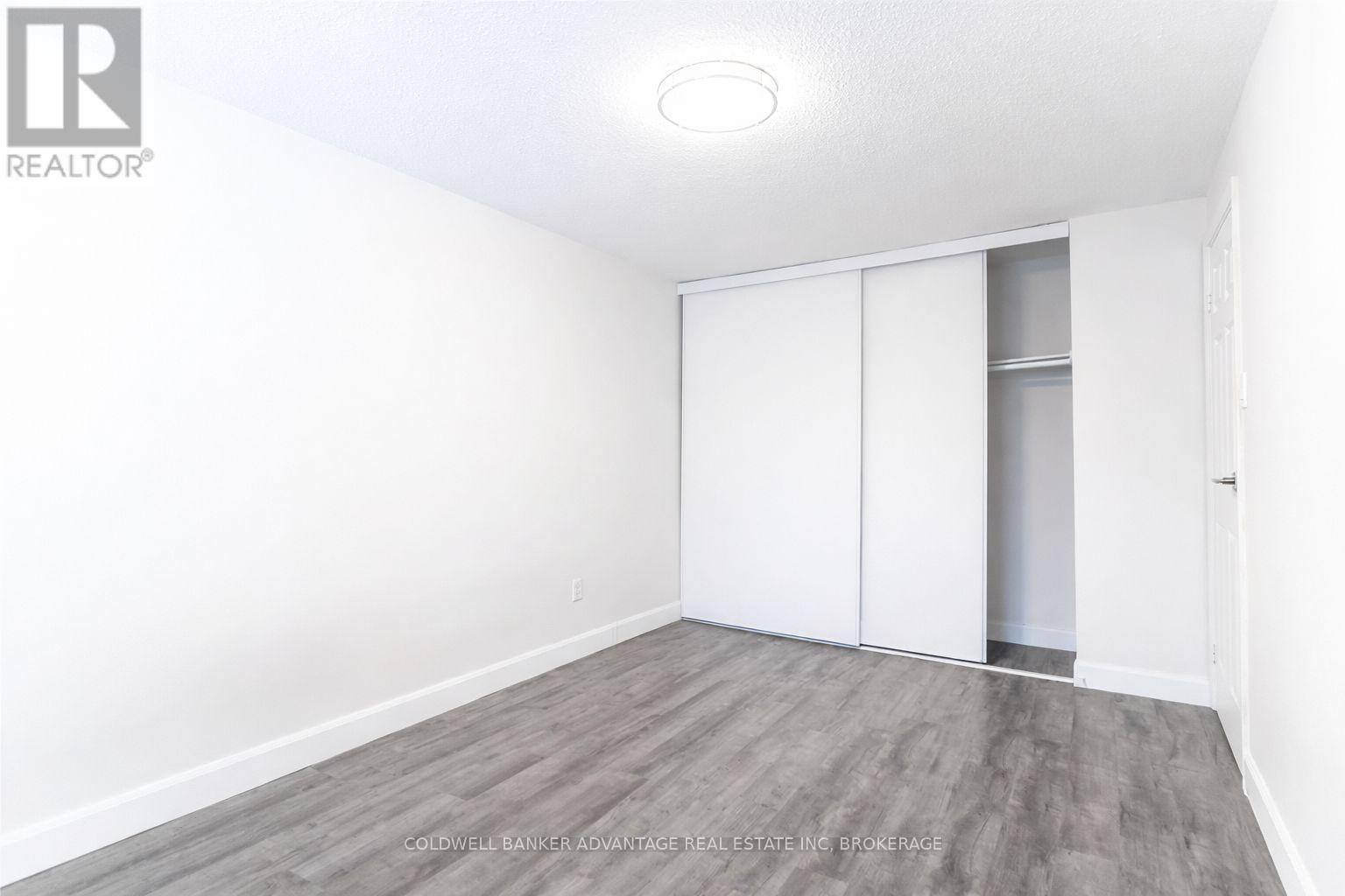 5815 Swayze Drive, Niagara Falls, Ontario  L2J 3W3 - Photo 11 - X12916352