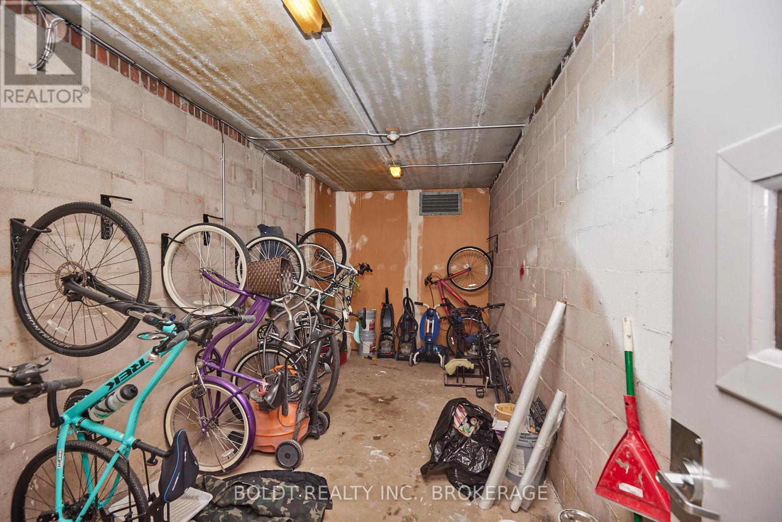 219 - 198 Scott Street, St. Catharines, Ontario  L2N 5T3 - Photo 21 - X12916396