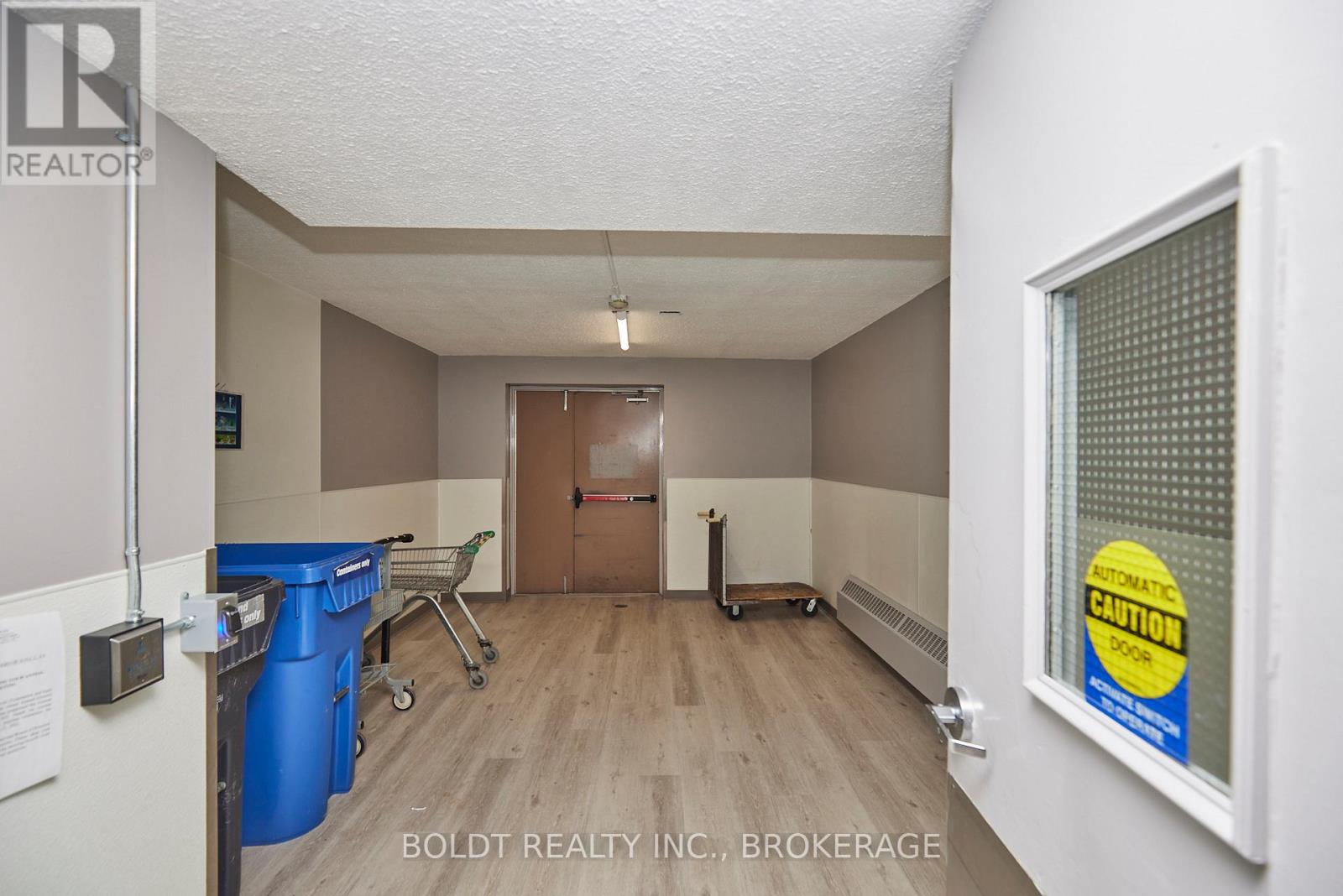 219 - 198 Scott Street, St. Catharines, Ontario  L2N 5T3 - Photo 22 - X12916396